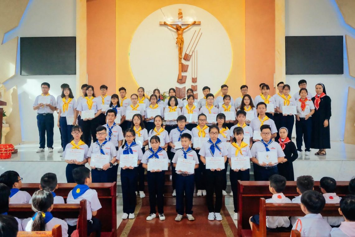 Chương trình thăng tiến Tông đồ Đội trưởng các cấp