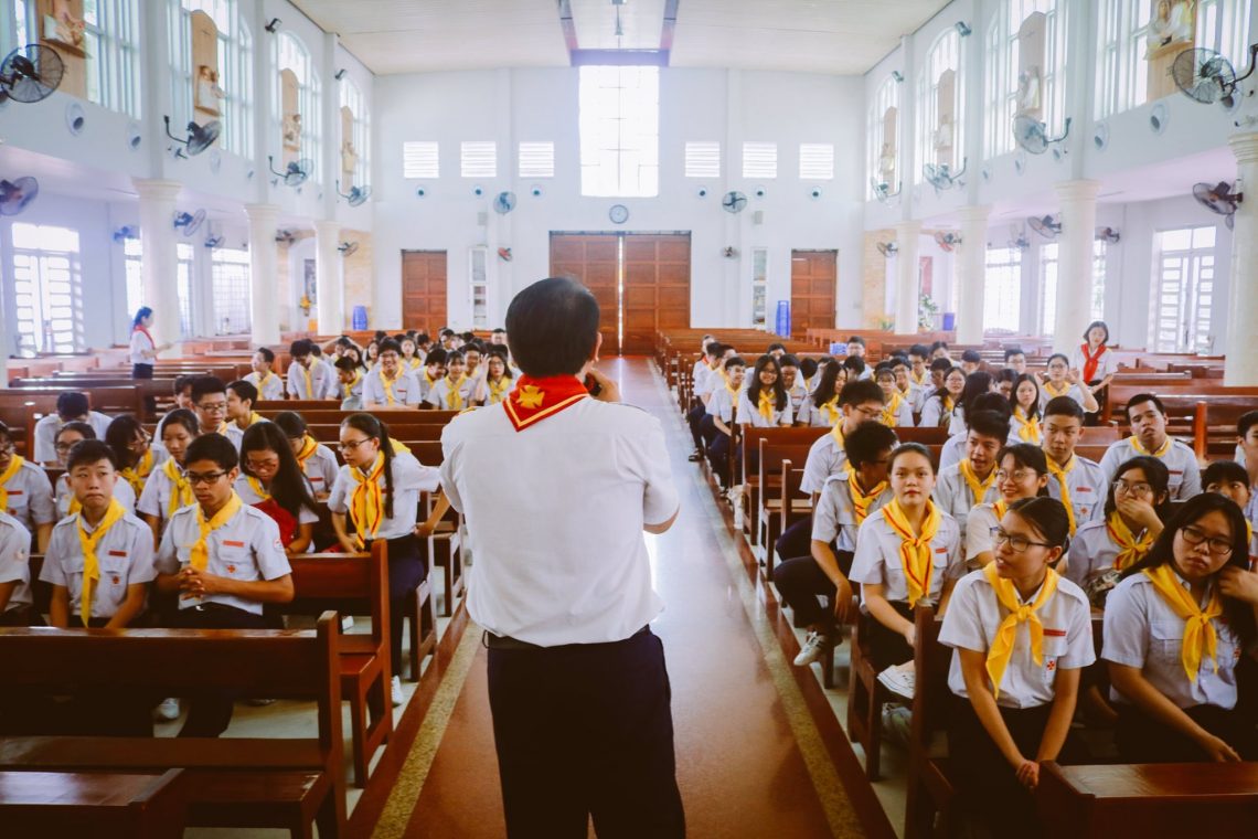 Tổ chức buổi Gặp gỡ giáo lý Thiếu Niên (Hiệp thông 7-9)